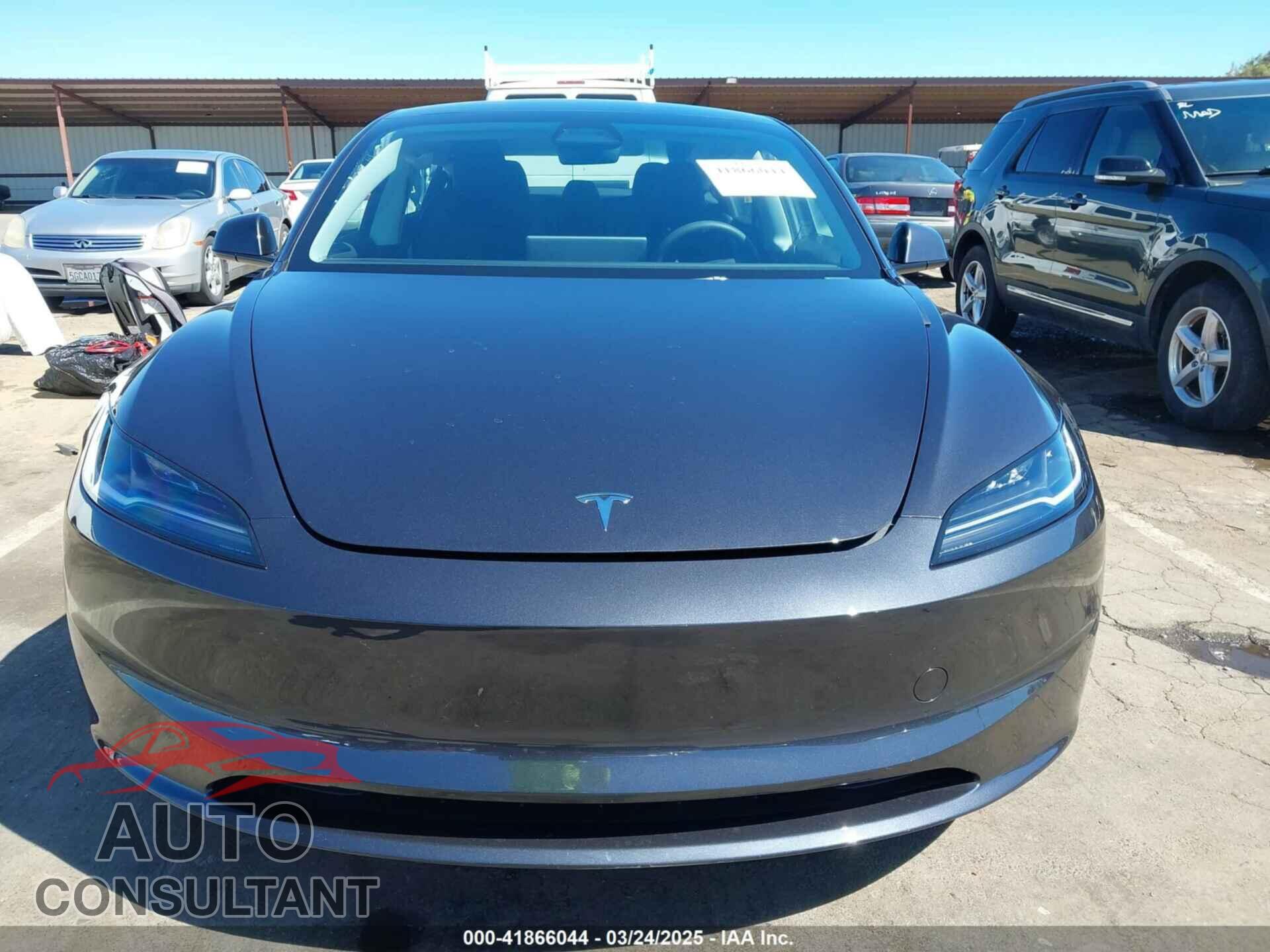 TESLA MODEL 3 2024 - 5YJ3E1EB7RF800873