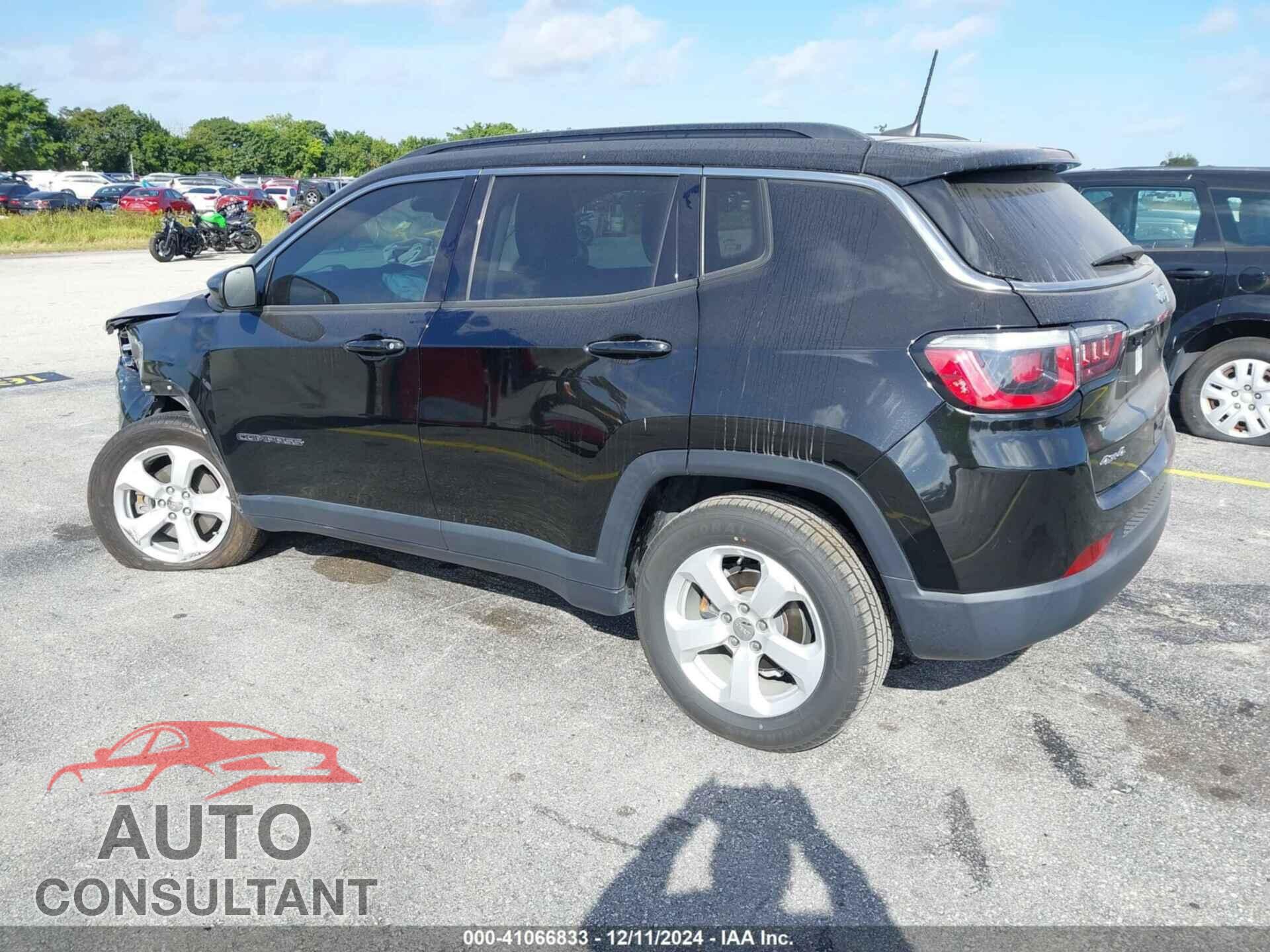 JEEP COMPASS 2019 - 3C4NJDBB9KT596823