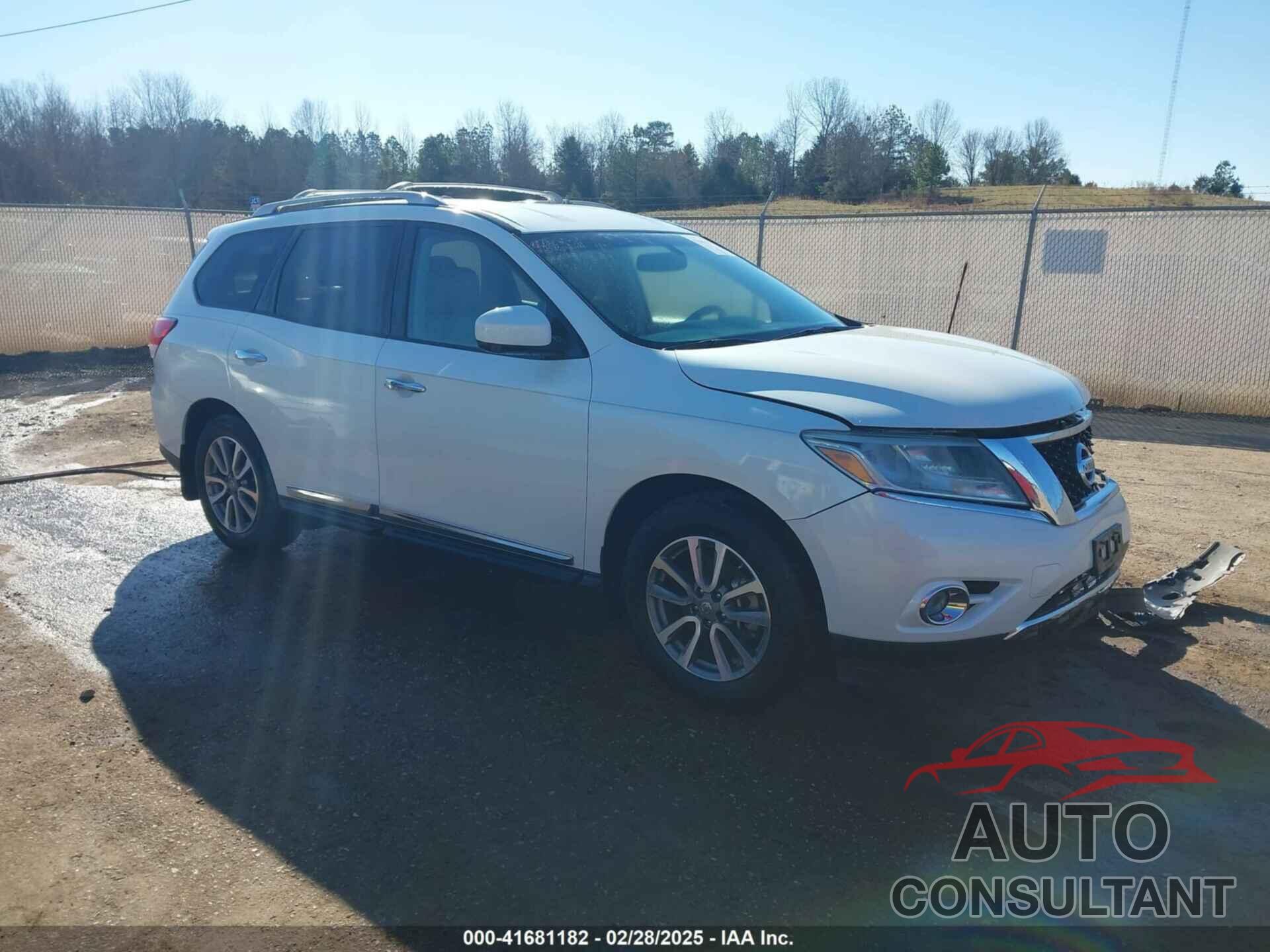 NISSAN PATHFINDER 2015 - 5N1AR2MN2FC653914