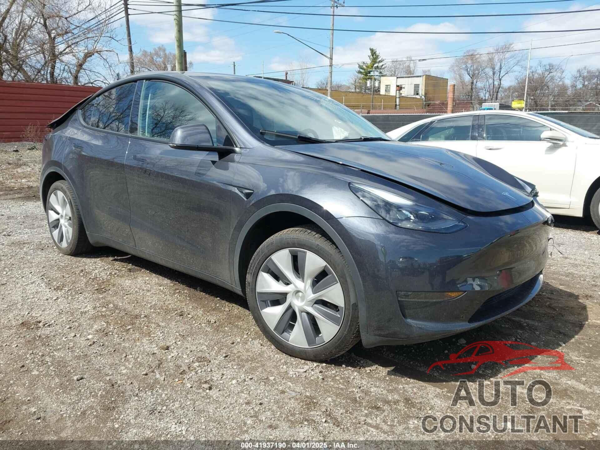 TESLA MODEL Y 2024 - 7SAYGDEE5RA230464