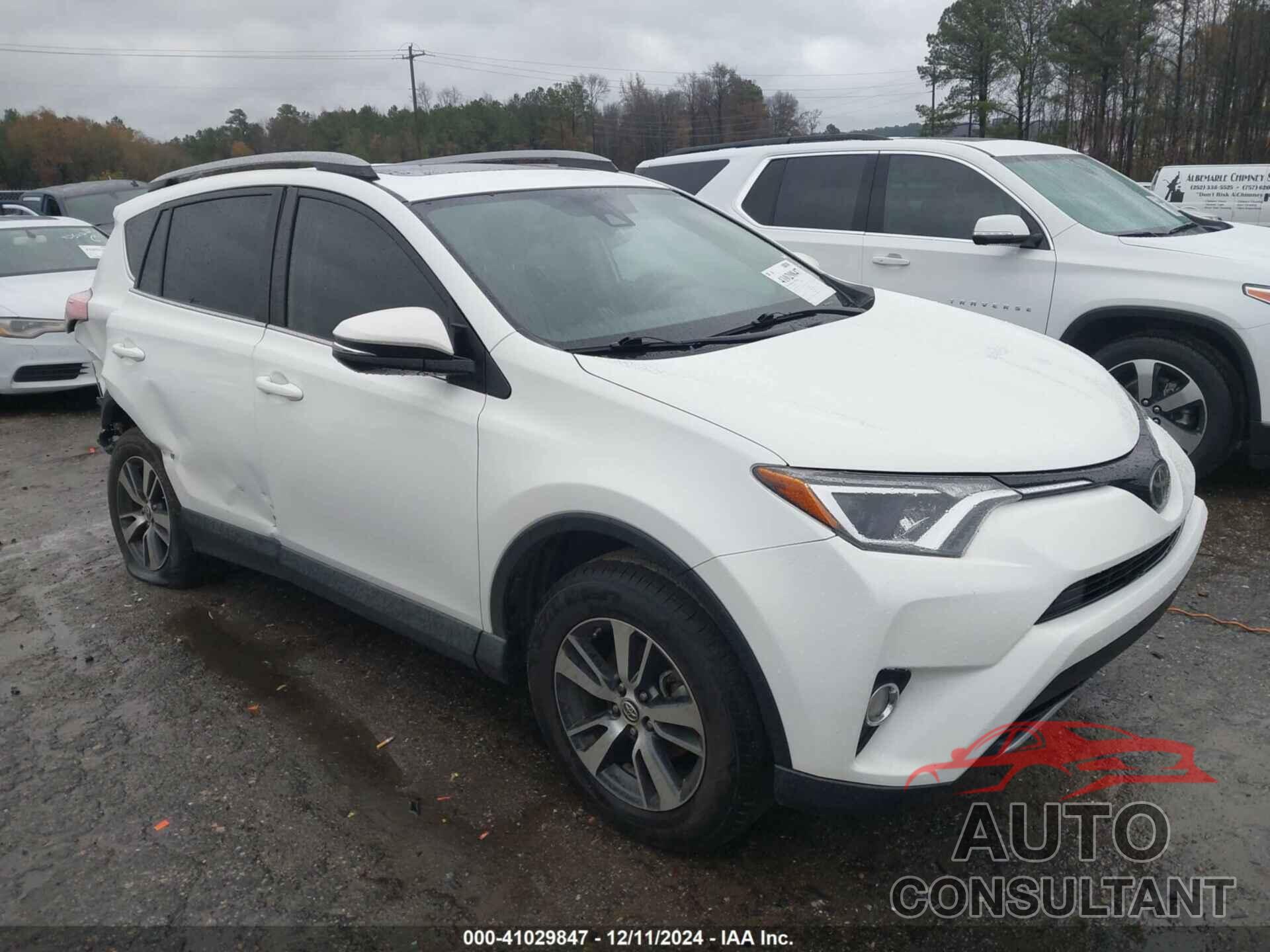 TOYOTA RAV4 2018 - 2T3RFREV4JW842478