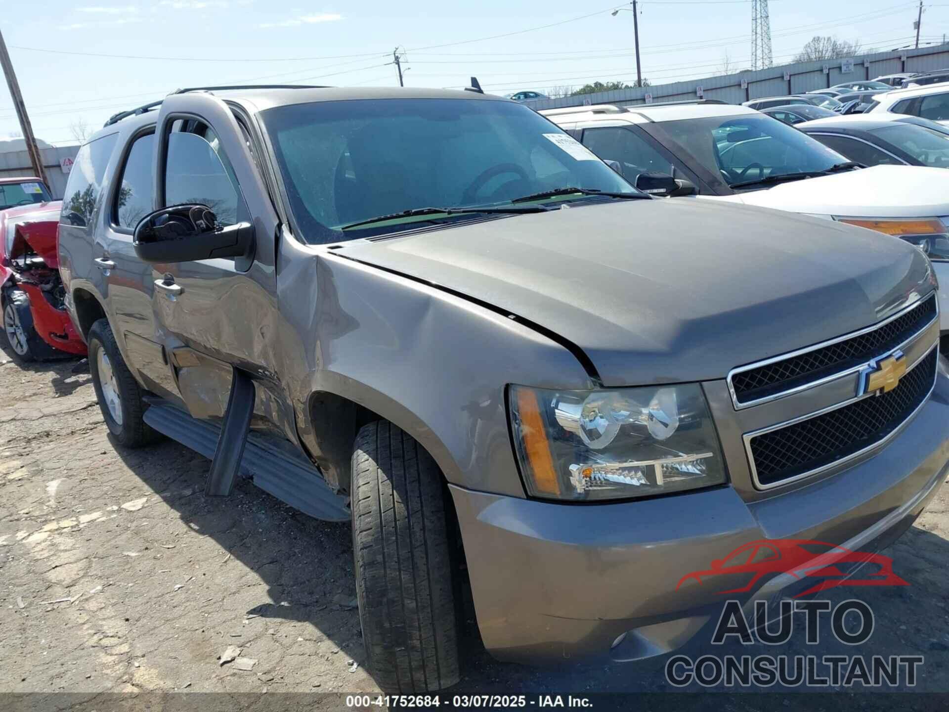 CHEVROLET TAHOE 2014 - 1GNSCBE09ER243918