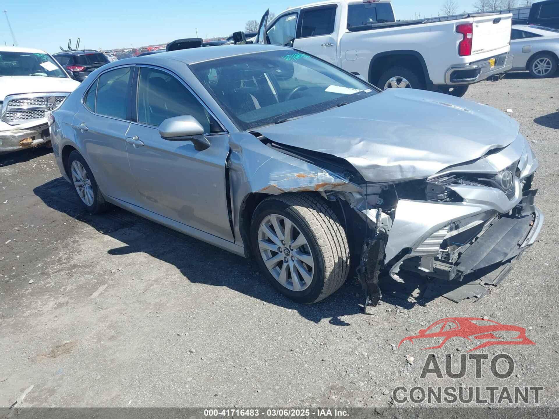 TOYOTA CAMRY 2018 - JTNB11HK9J3014556