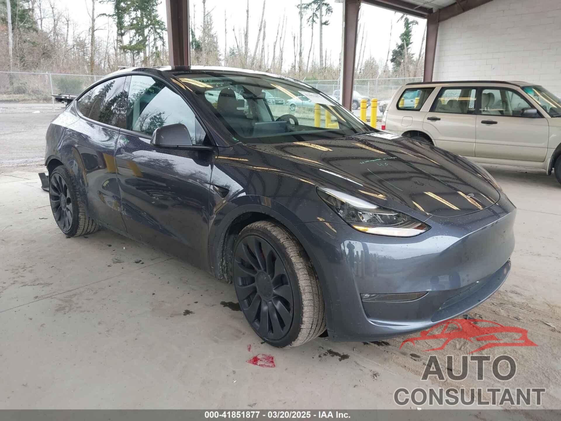 TESLA MODEL Y 2023 - 7SAYGDEF1PF941197