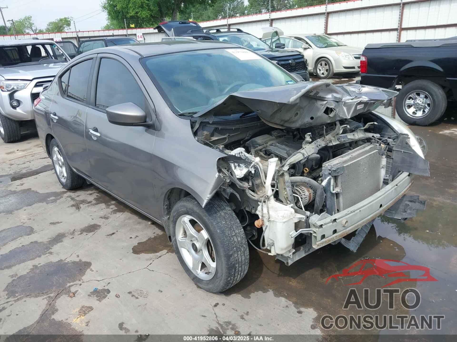 NISSAN VERSA 2015 - 3N1CN7APXFL830101