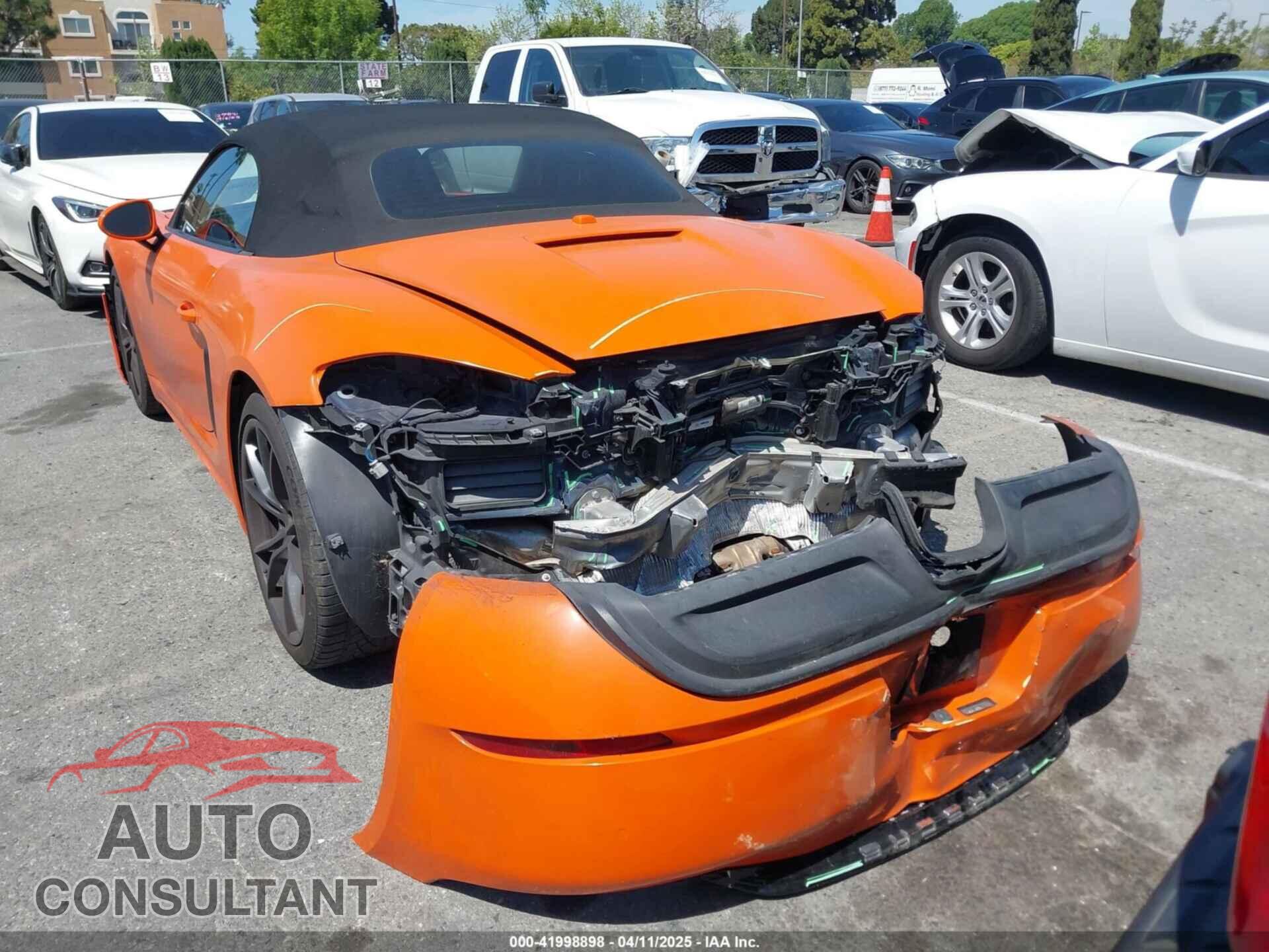 PORSCHE 718 BOXSTER 2018 - WP0CA2A81JS210719