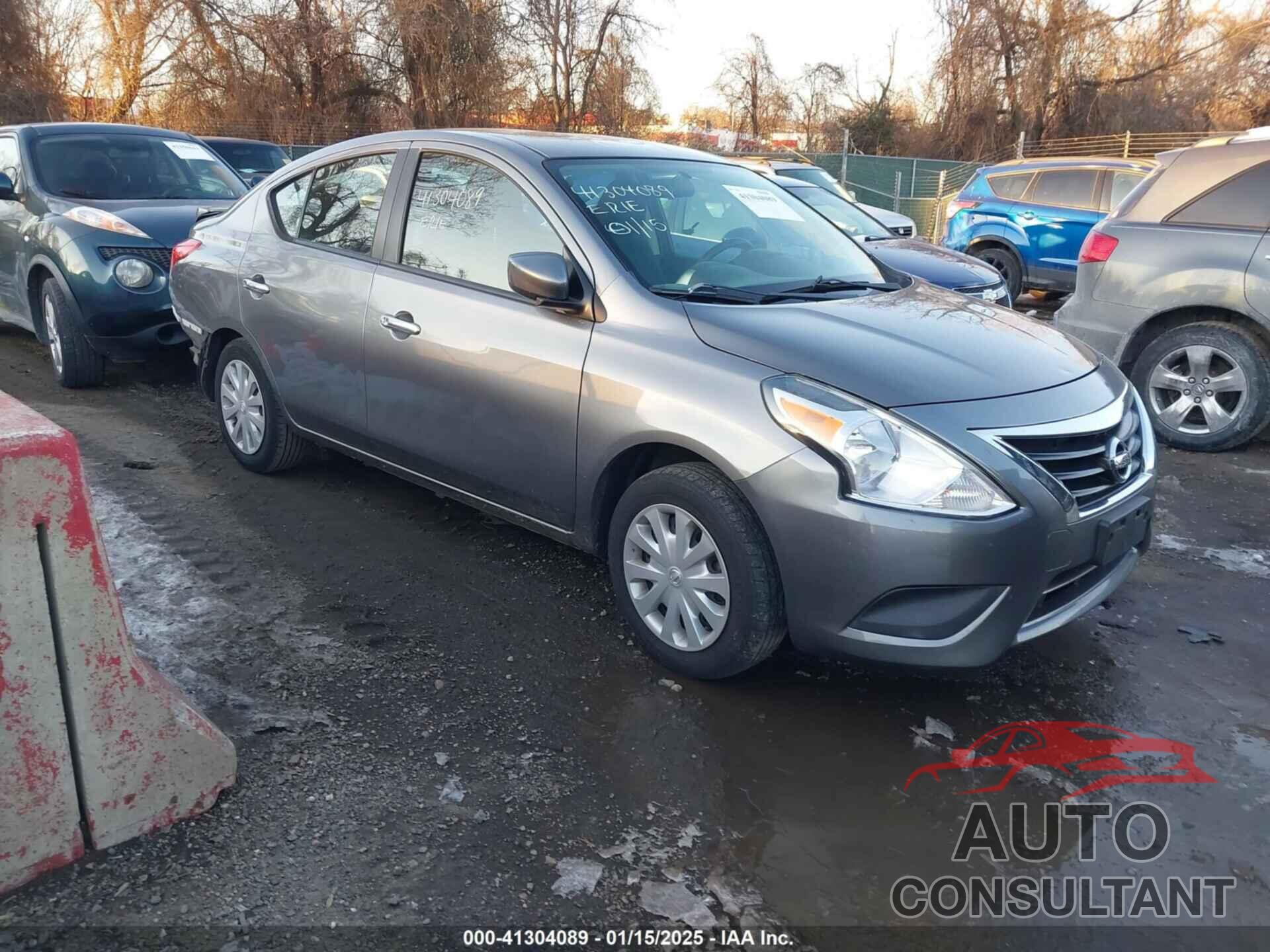 NISSAN VERSA 2018 - 3N1CN7AP7JL870158