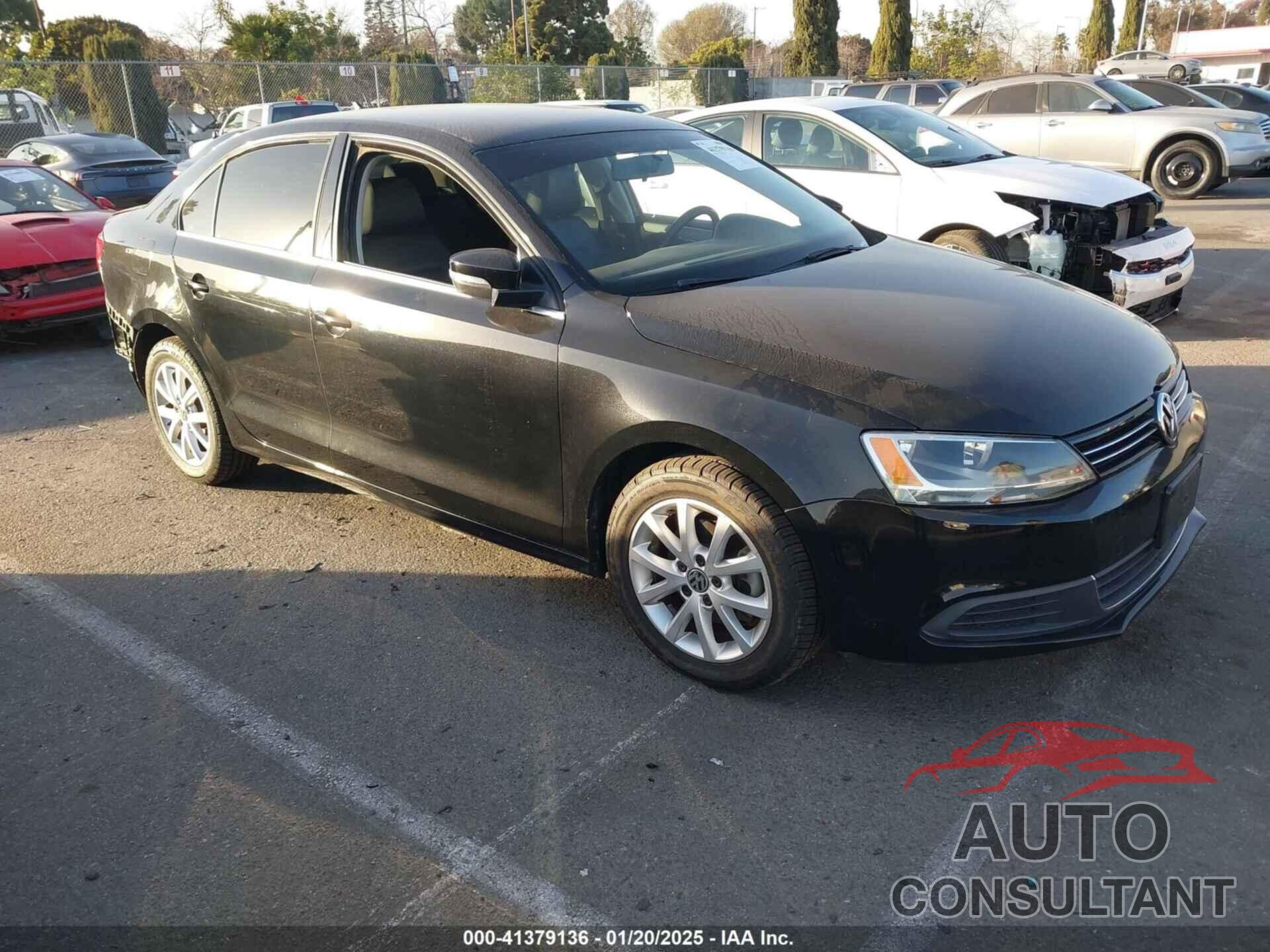 VOLKSWAGEN JETTA 2013 - 3VWDP7AJ7DM437233