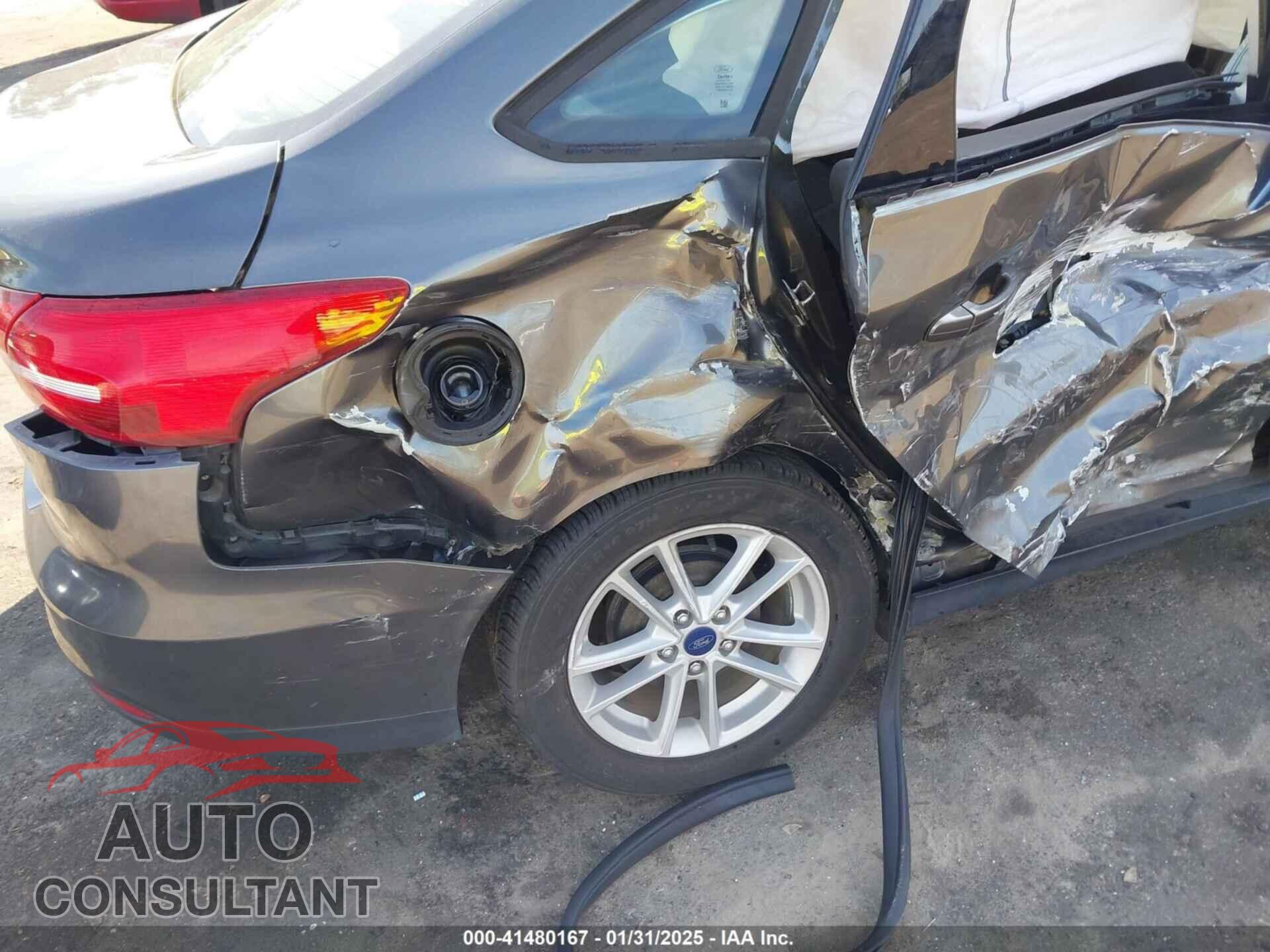 FORD FOCUS 2017 - 1FADP3F2XHL312253