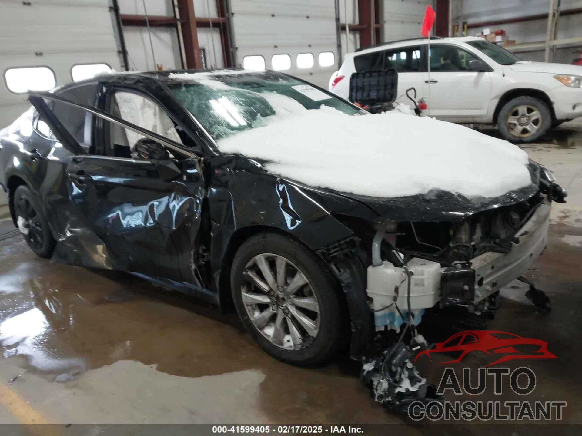 TOYOTA CAMRY 2020 - 4T1G11AK5LU929224
