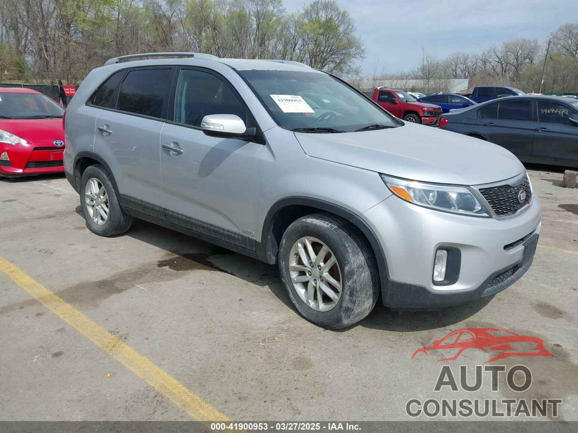 KIA SORENTO 2014 - 5XYKTDA72EG496911