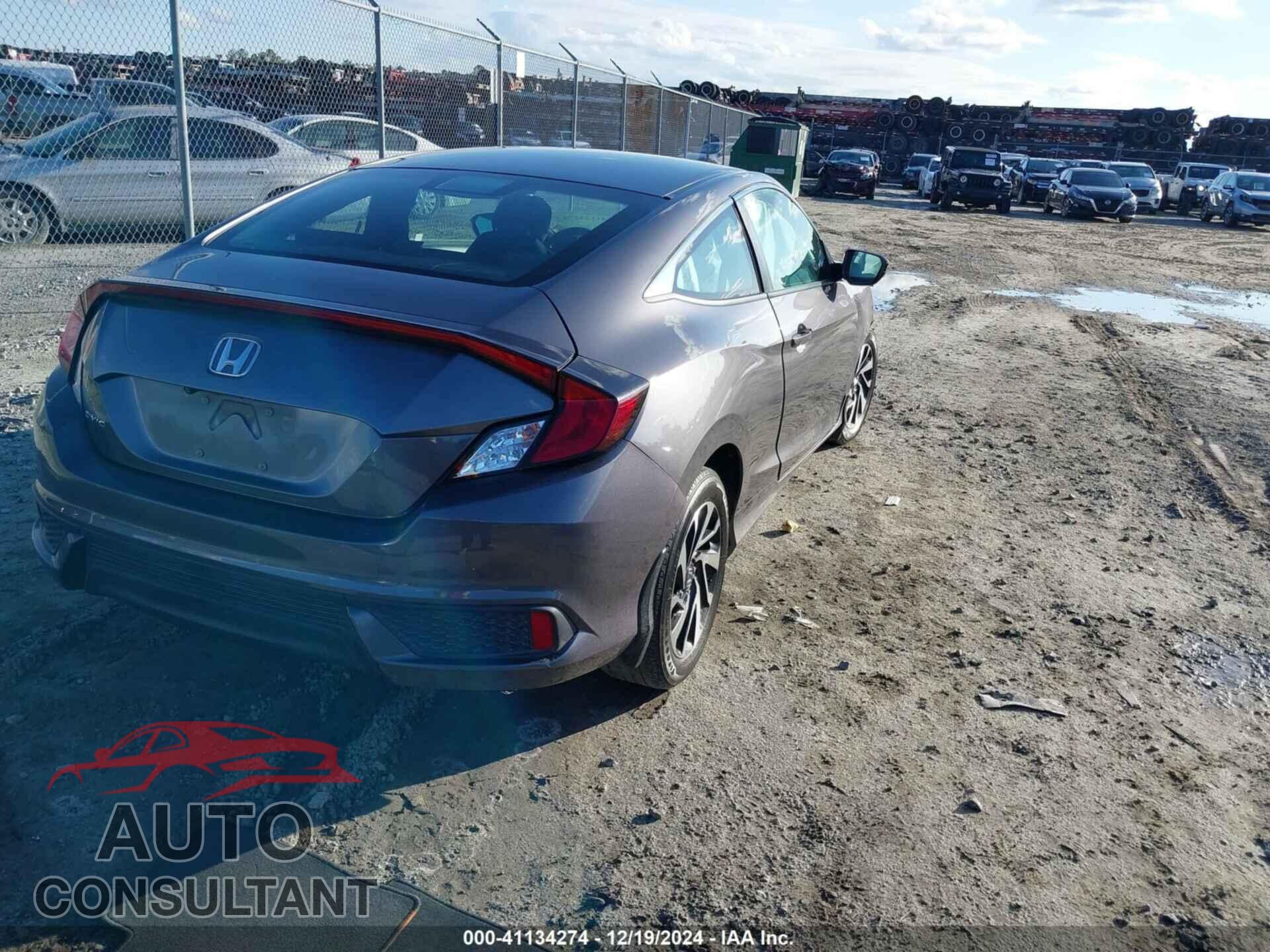 HONDA CIVIC 2017 - 2HGFC4B57HH311788