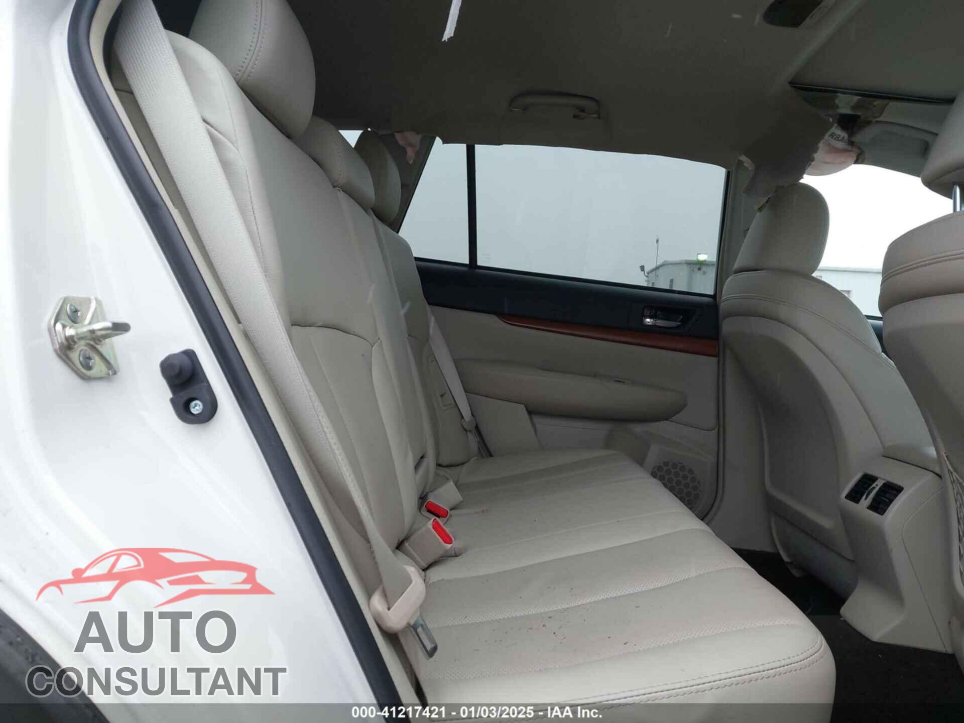 SUBARU OUTBACK 2013 - 4S4BRBKC6D3281271