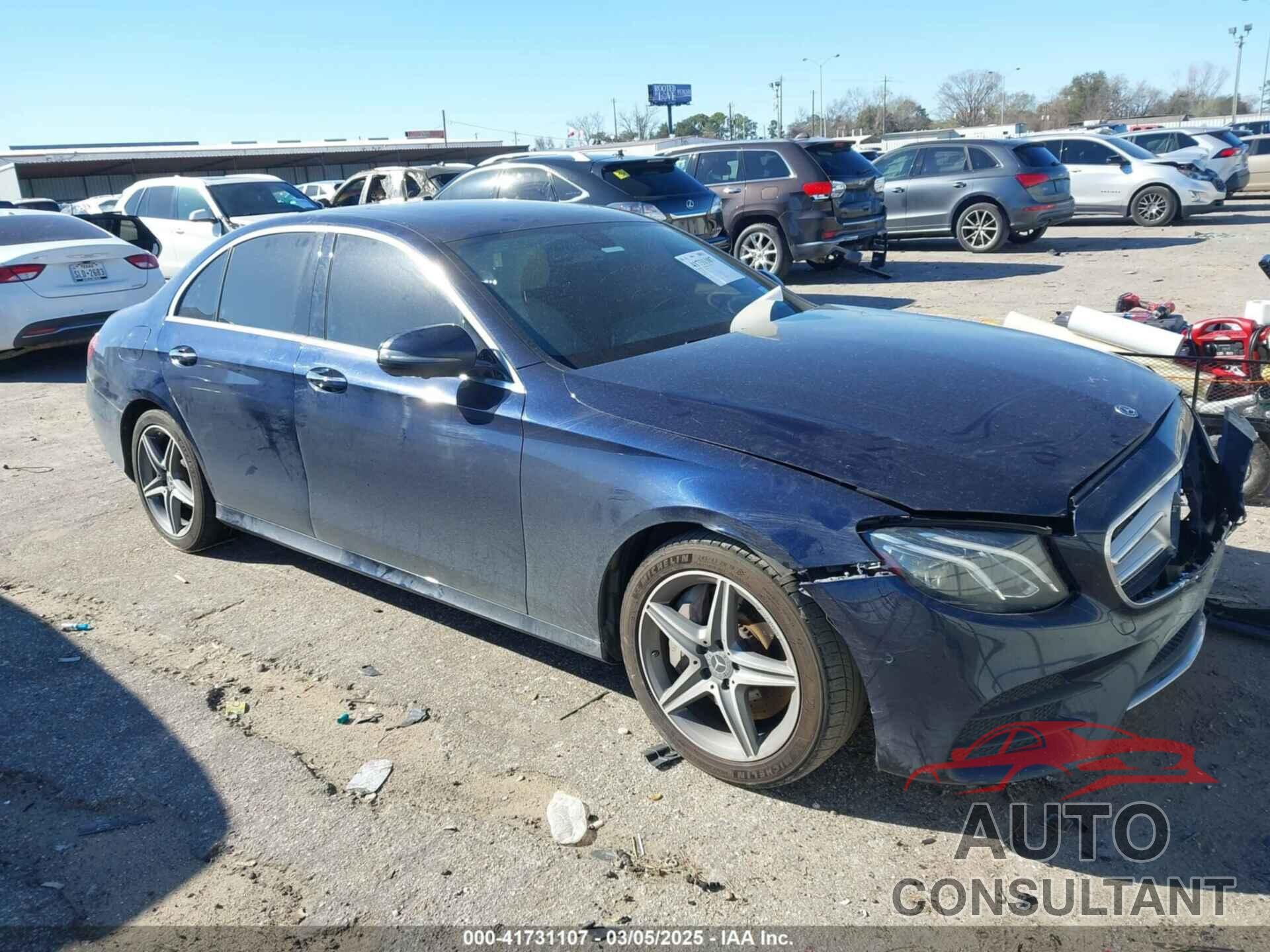 MERCEDES-BENZ E 300 2019 - WDDZF4JB5KA523255