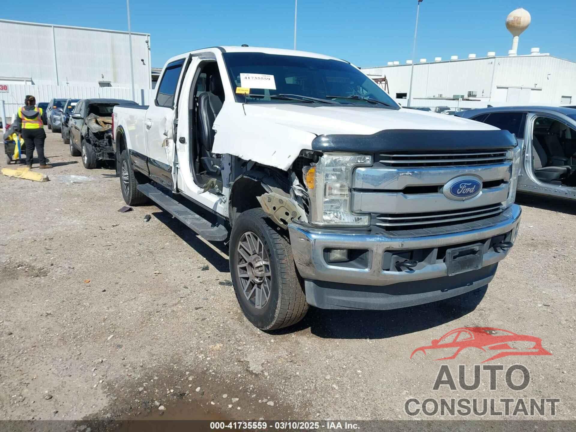 FORD F-350 2017 - 1FT8W3BT2HEF10858