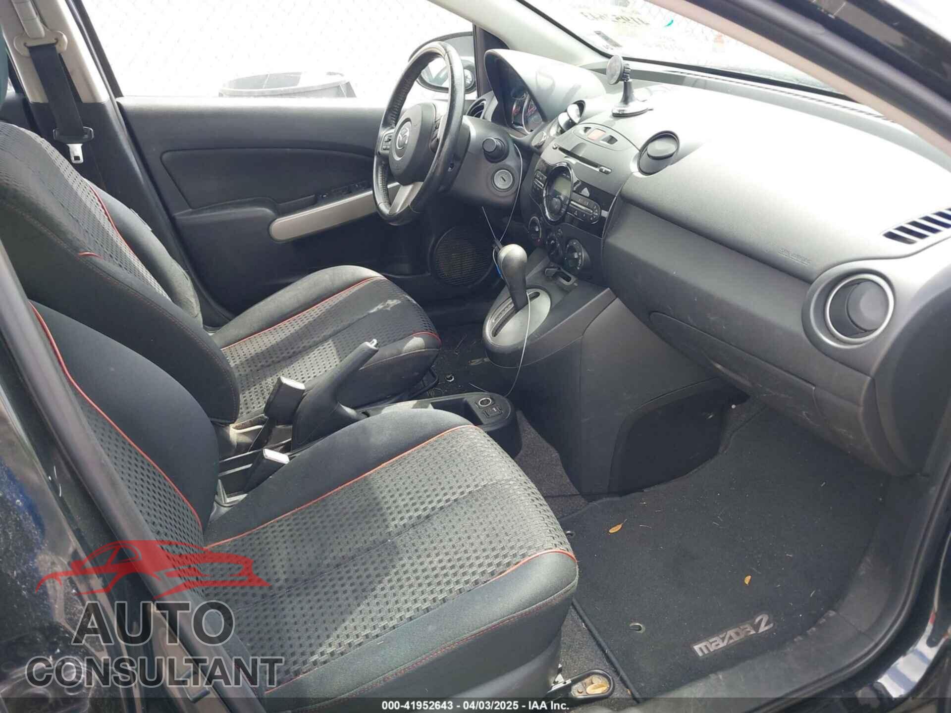 MAZDA MAZDA2 2014 - JM1DE1LY8E0175971