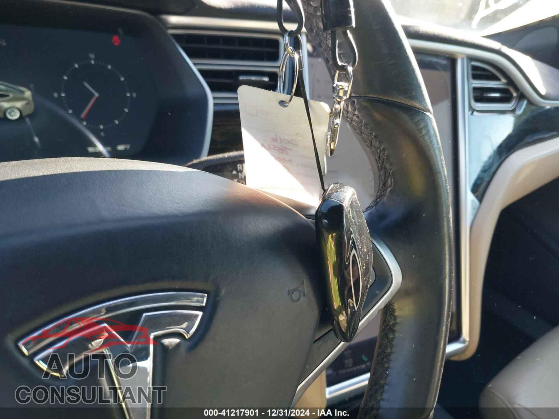 TESLA MODEL S 2016 - 5YJSA1E2XGF148738