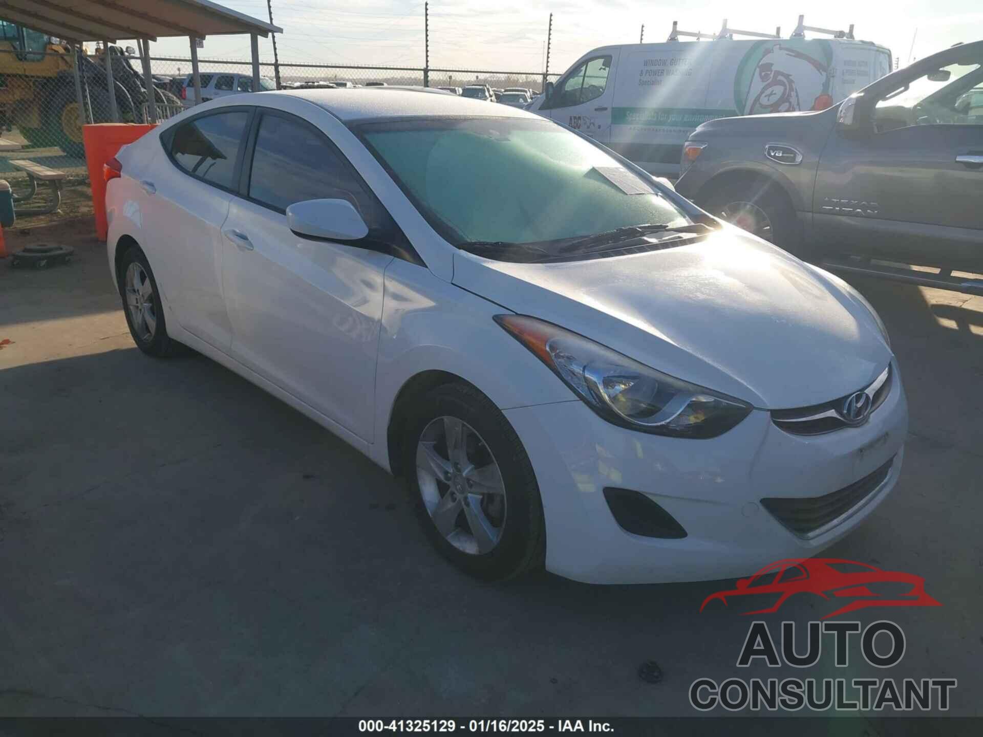 HYUNDAI ELANTRA 2013 - 5NPDH4AE4DH449136