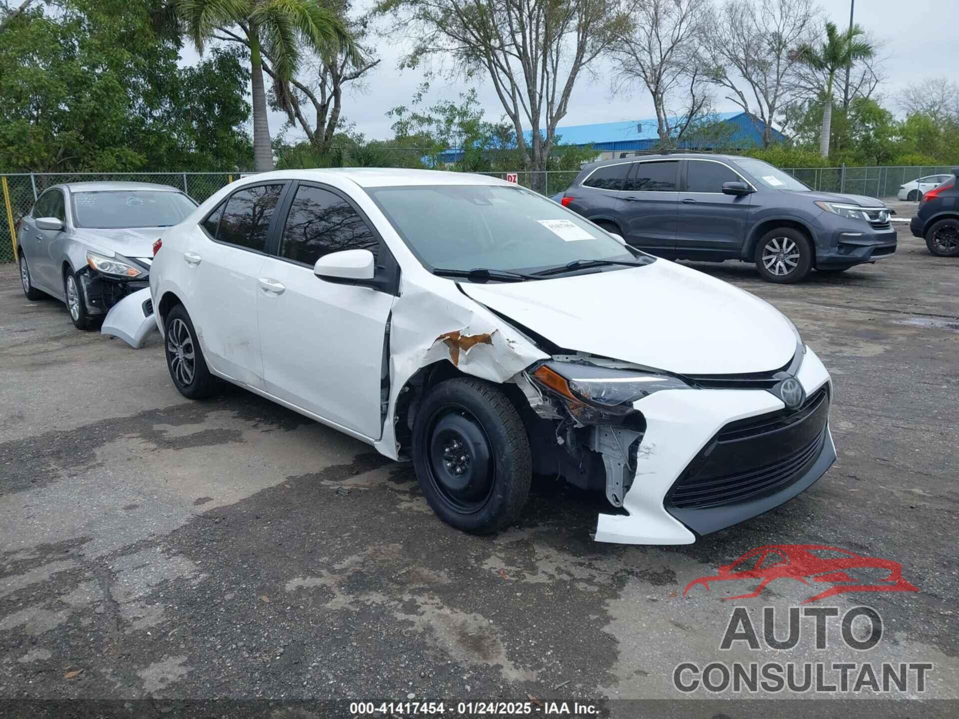 TOYOTA COROLLA 2017 - 2T1BURHE2HC811835