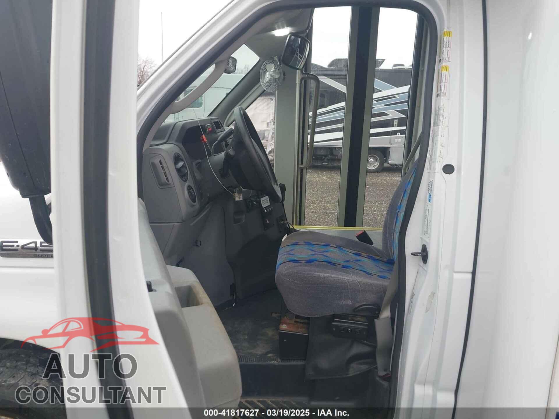 FORD E-450 CUTAWAY 2016 - 1FDFE4FS9GDC46359