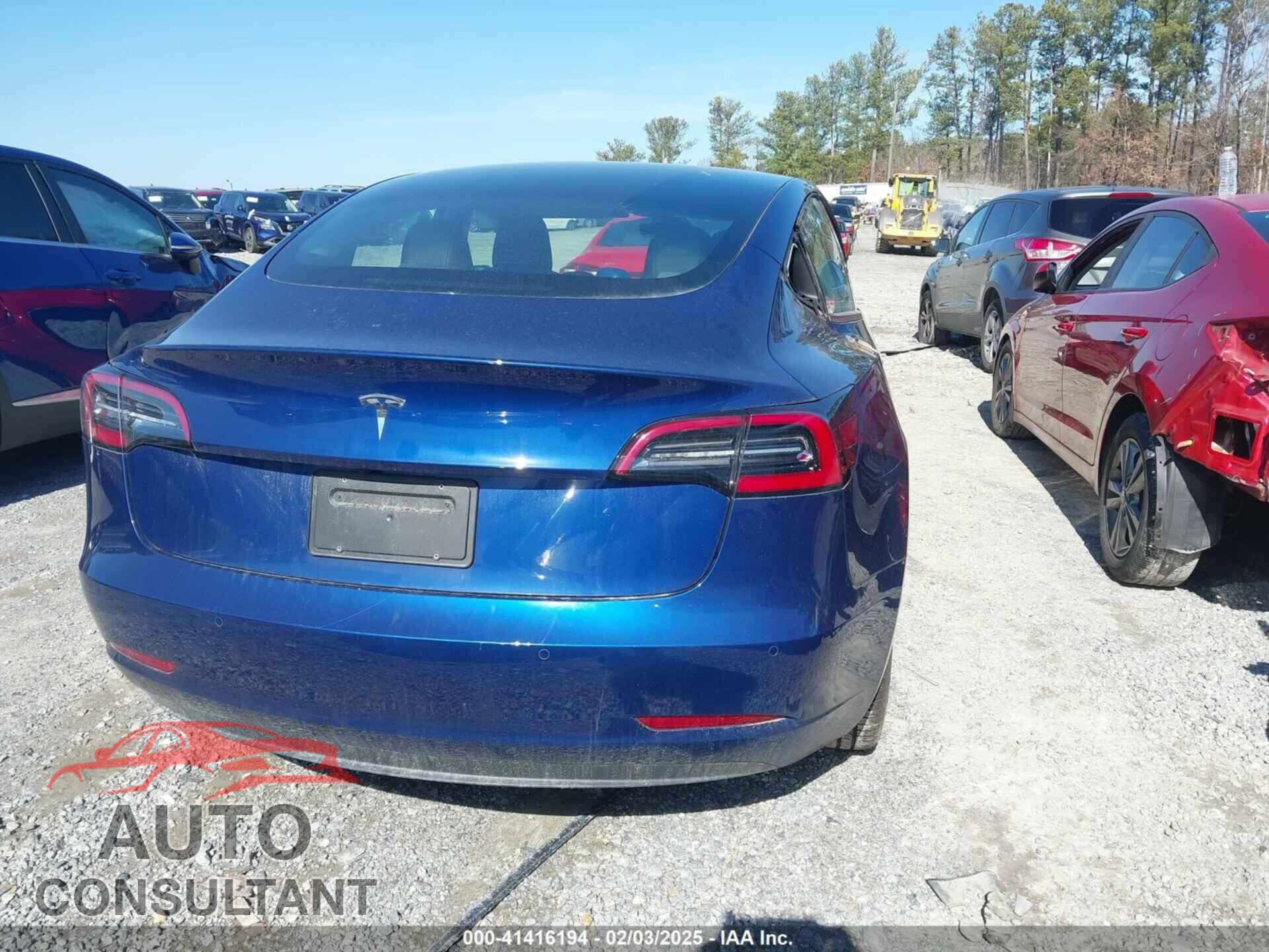 TESLA MODEL 3 2021 - 5YJ3E1EA5MF859498