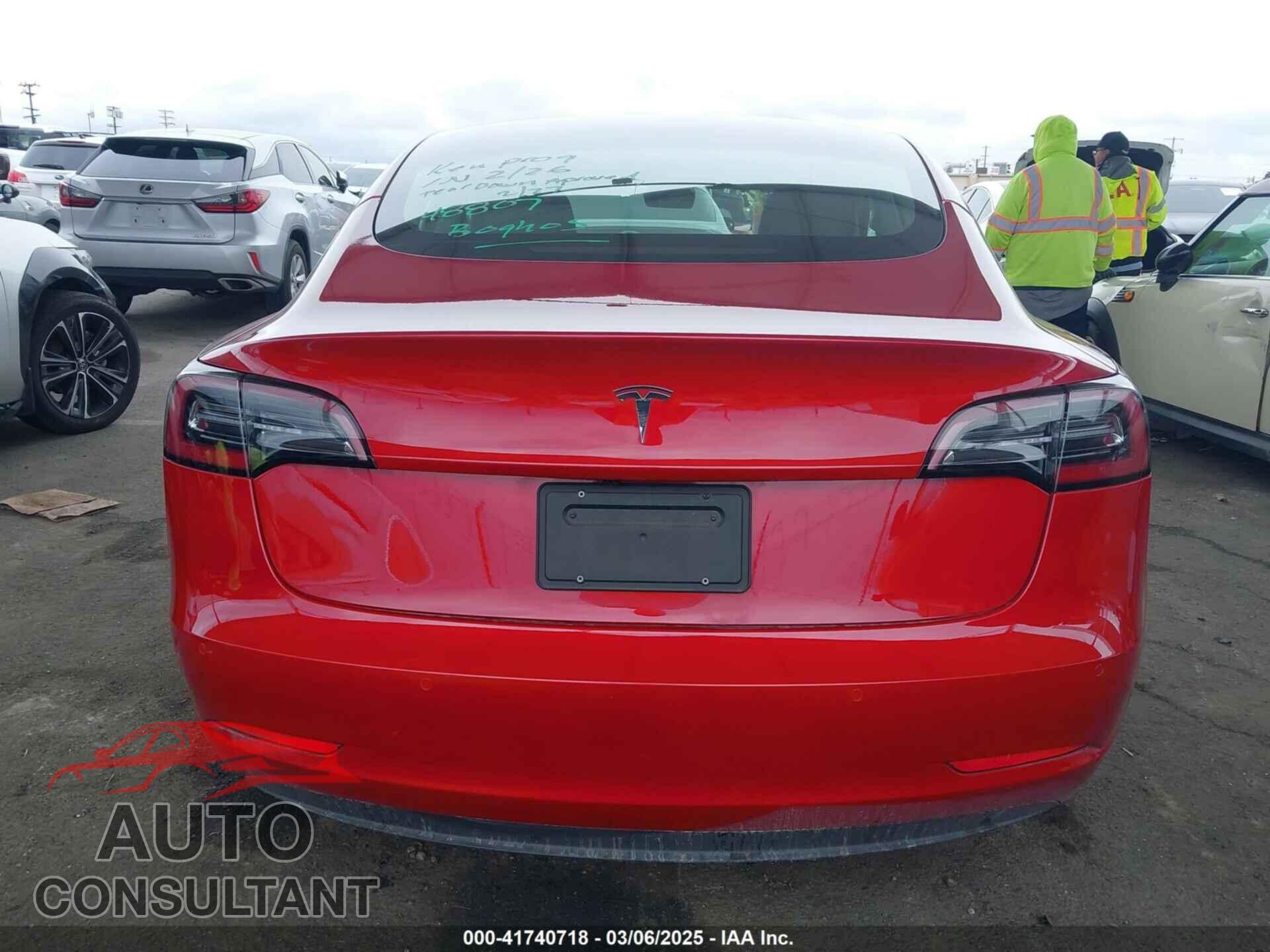 TESLA MODEL 3 2022 - 5YJ3E1EA8NF177409