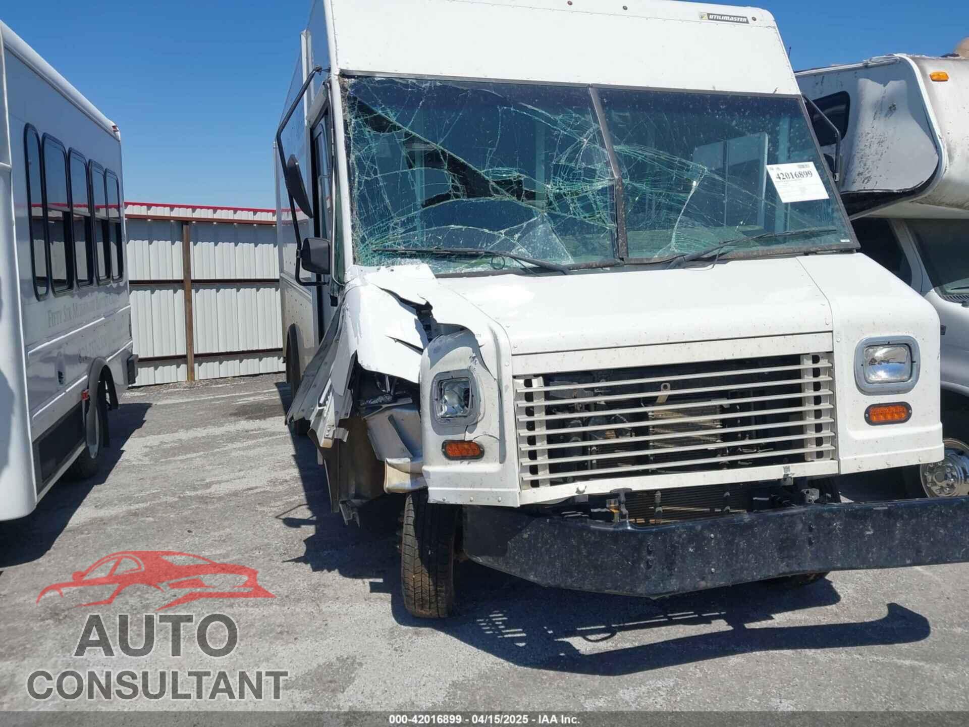 FORD E-450 STRIPPED 2022 - 1FC4E4KN2NDC12000