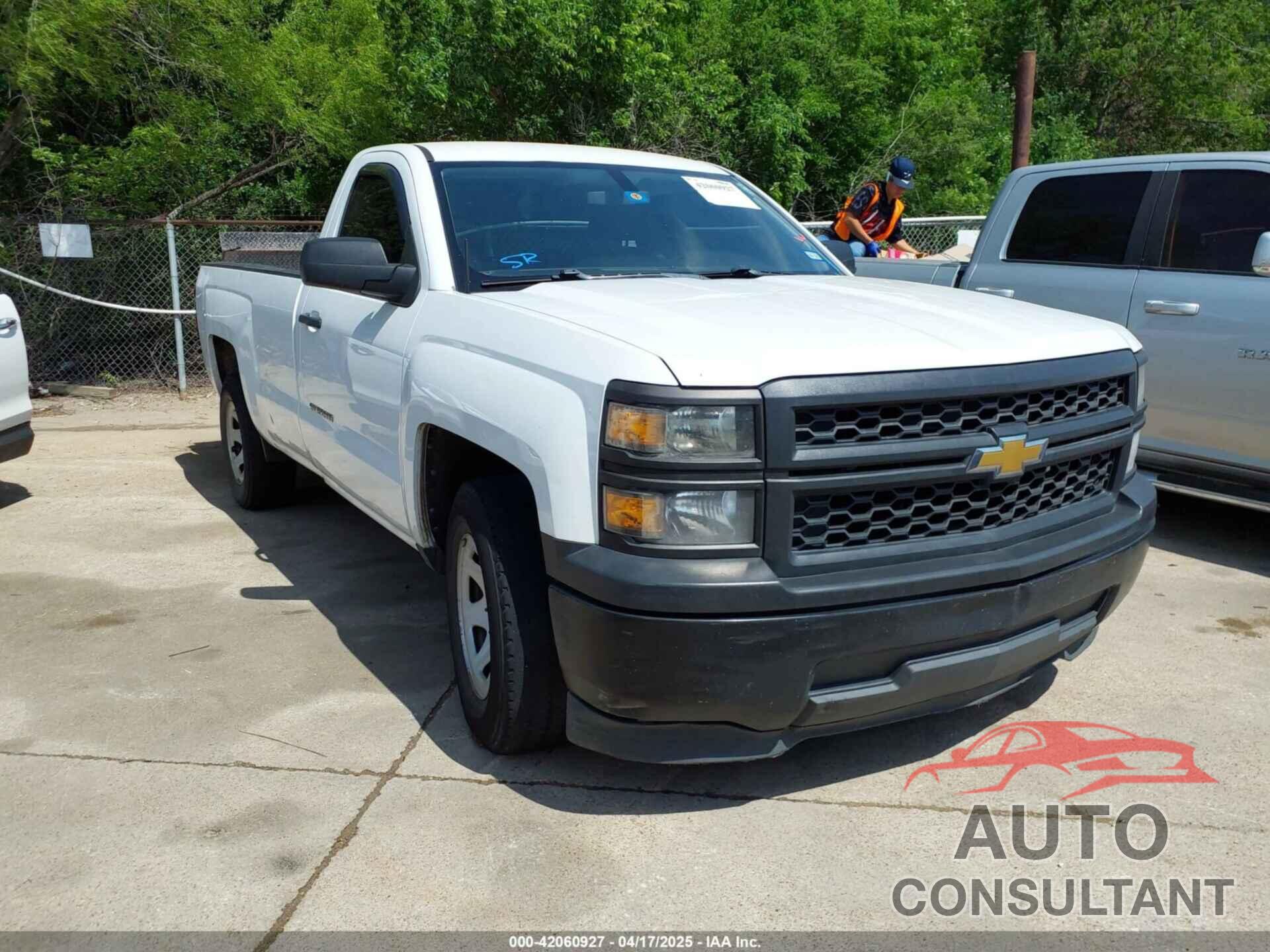 CHEVROLET SILVERADO 1500 2014 - 1GCNCPEH1EZ325697