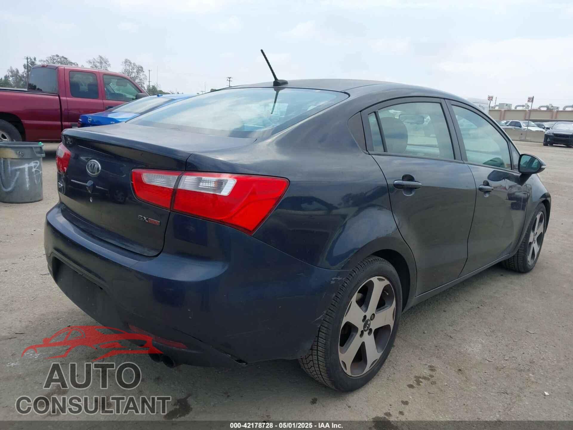 KIA RIO 2012 - KNADN4A33C6074255