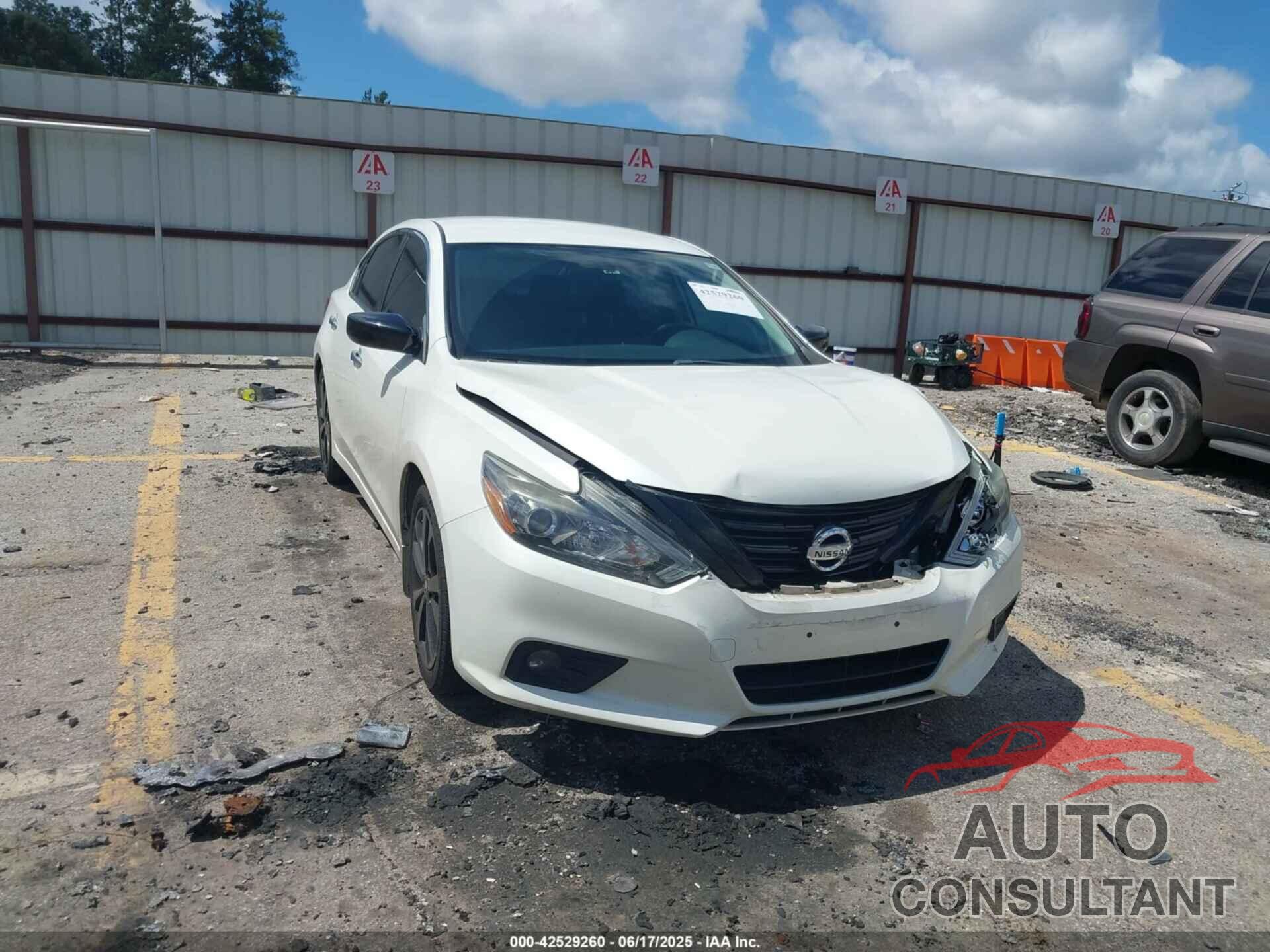 NISSAN ALTIMA 2018 - 1N4AL3AP8JC210781
