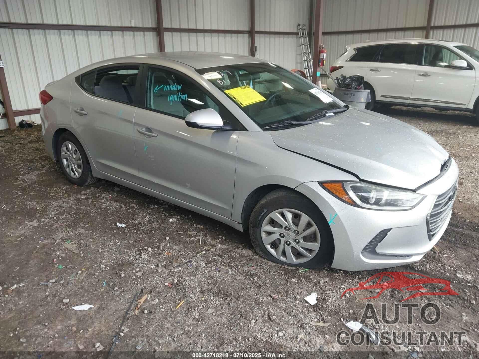 HYUNDAI ELANTRA 2018 - 5NPD74LF3JH275550
