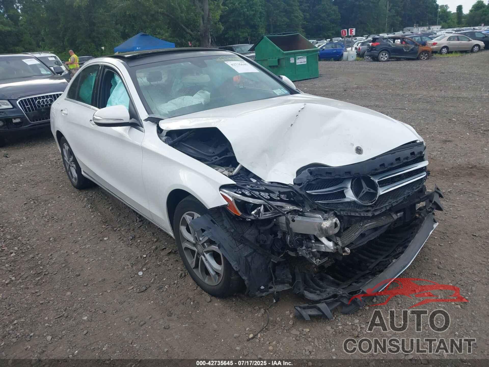 MERCEDES-BENZ C 300 2015 - 55SWF4KB0FU049562