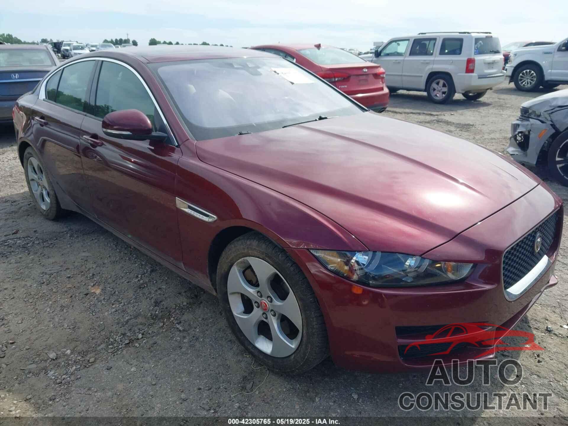 JAGUAR XE 2017 - SAJAR4BG5HA971921