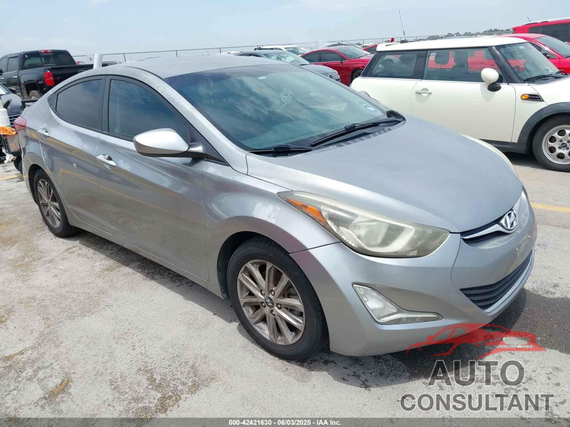 HYUNDAI ELANTRA 2015 - KMHDH4AEXFU388279