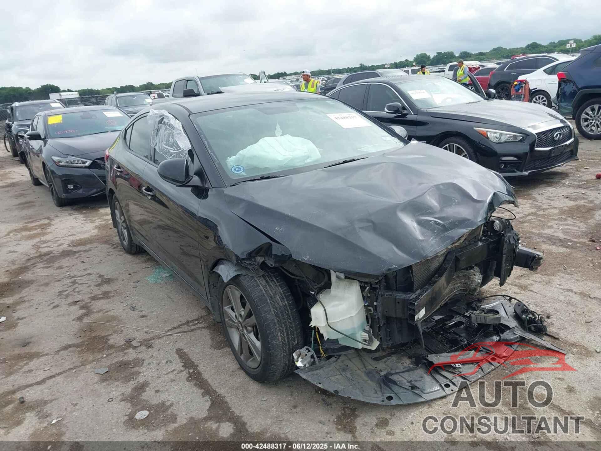 HYUNDAI ELANTRA 2018 - 5NPD84LF0JH292917