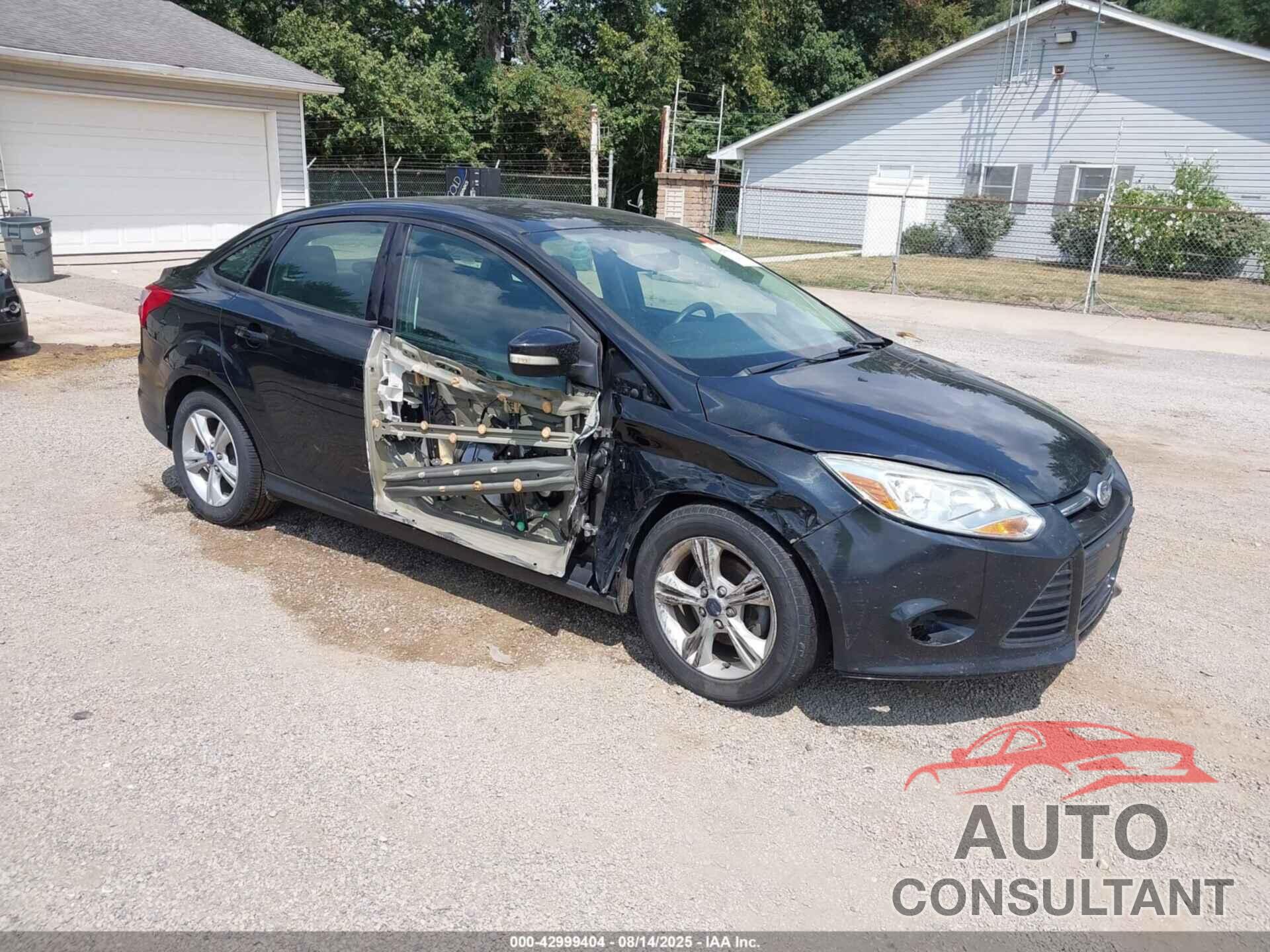 FORD FOCUS 2014 - 1FADP3F22EL380851
