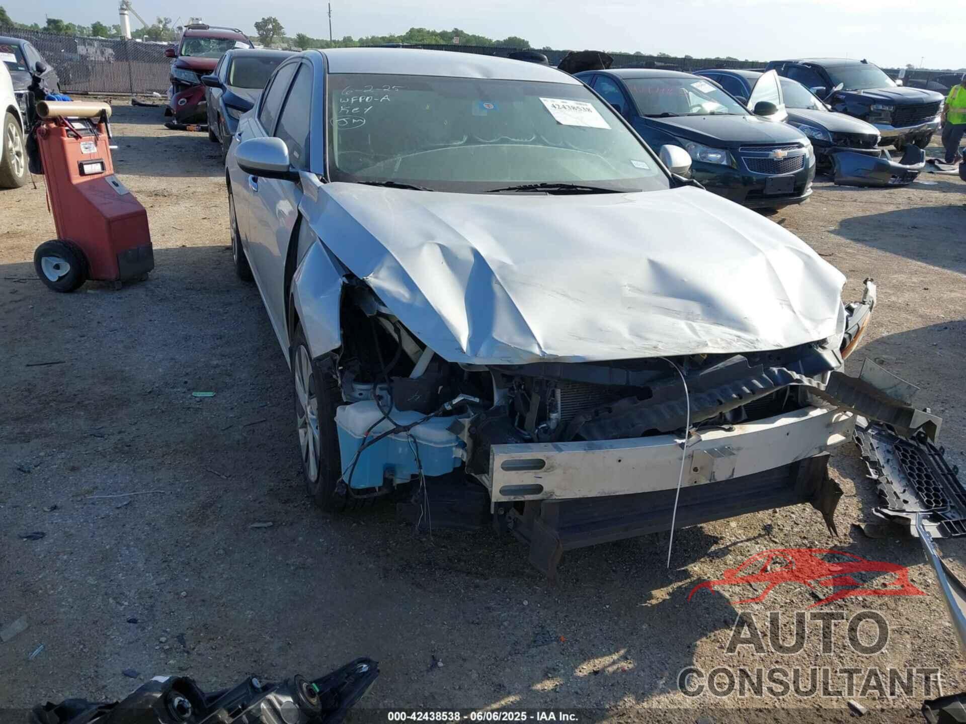 NISSAN ALTIMA 2019 - 1N4BL4BV1KN312761