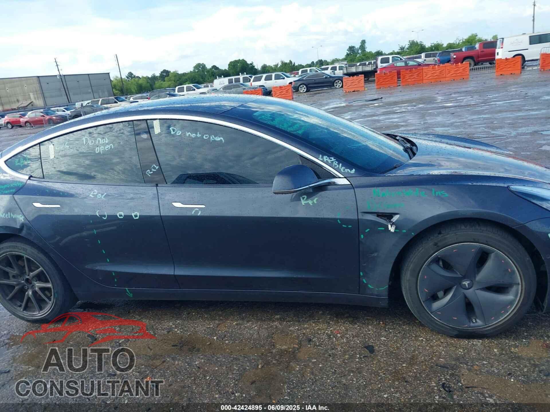 TESLA MODEL 3 2020 - 5YJ3E1EB9LF616123
