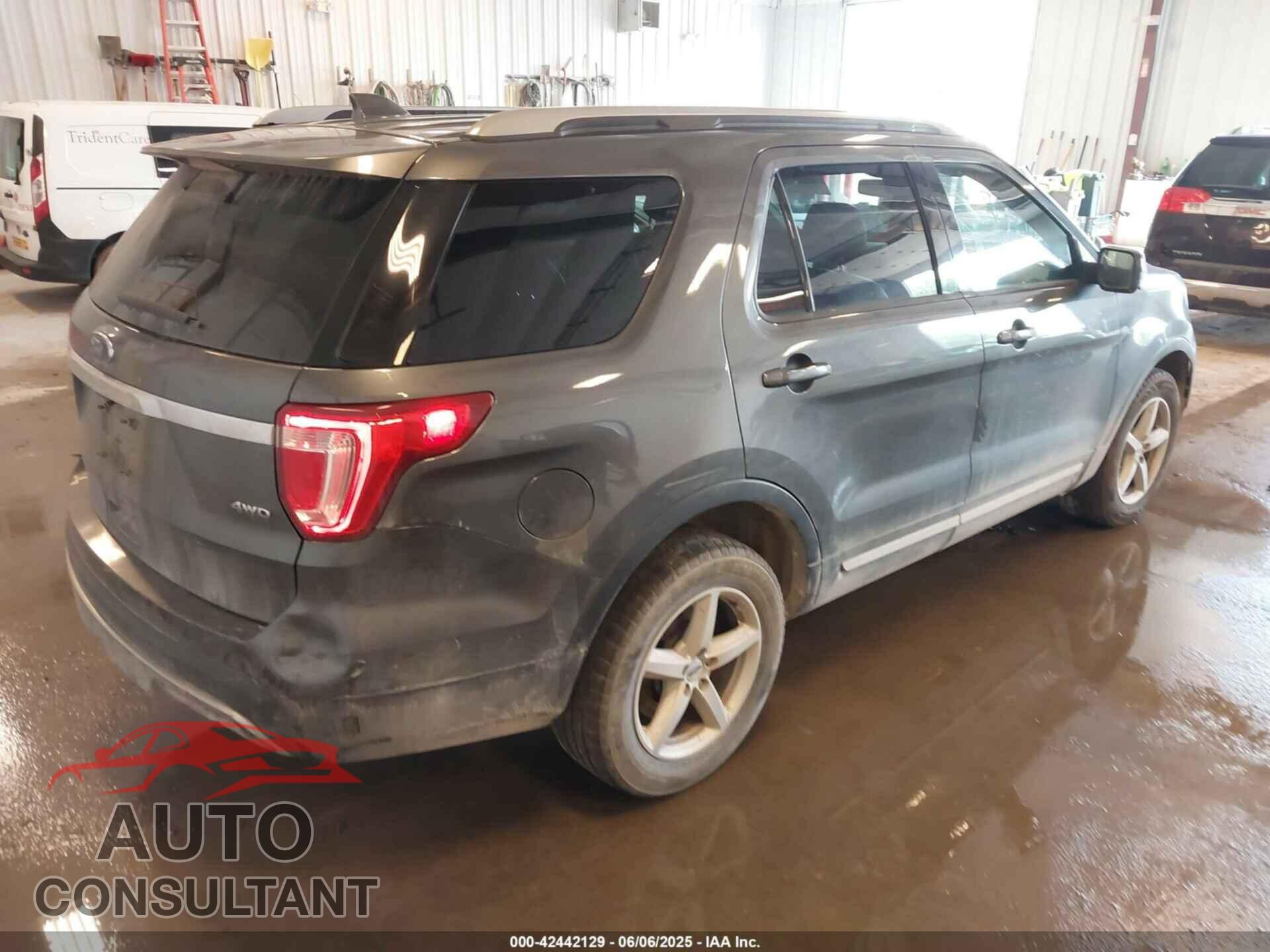 FORD EXPLORER 2017 - 1FM5K8D80HGD83712