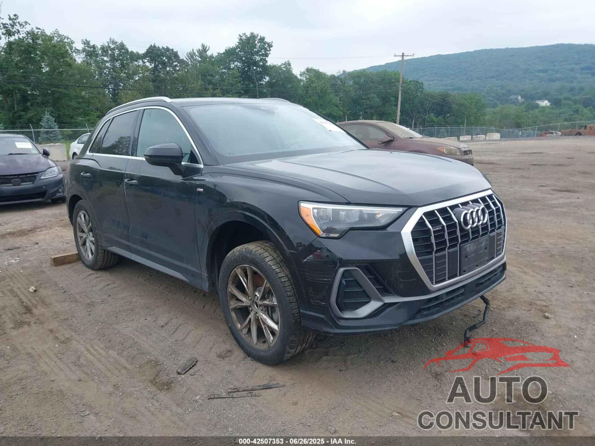 AUDI Q3 2021 - WA1DECF32M1031265