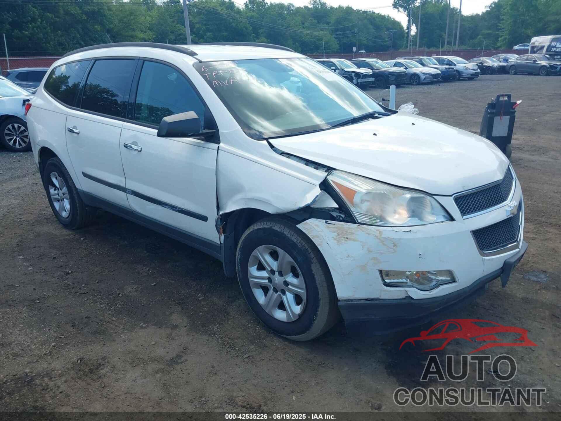 CHEVROLET TRAVERSE 2012 - 1GNKVFED5CJ411649