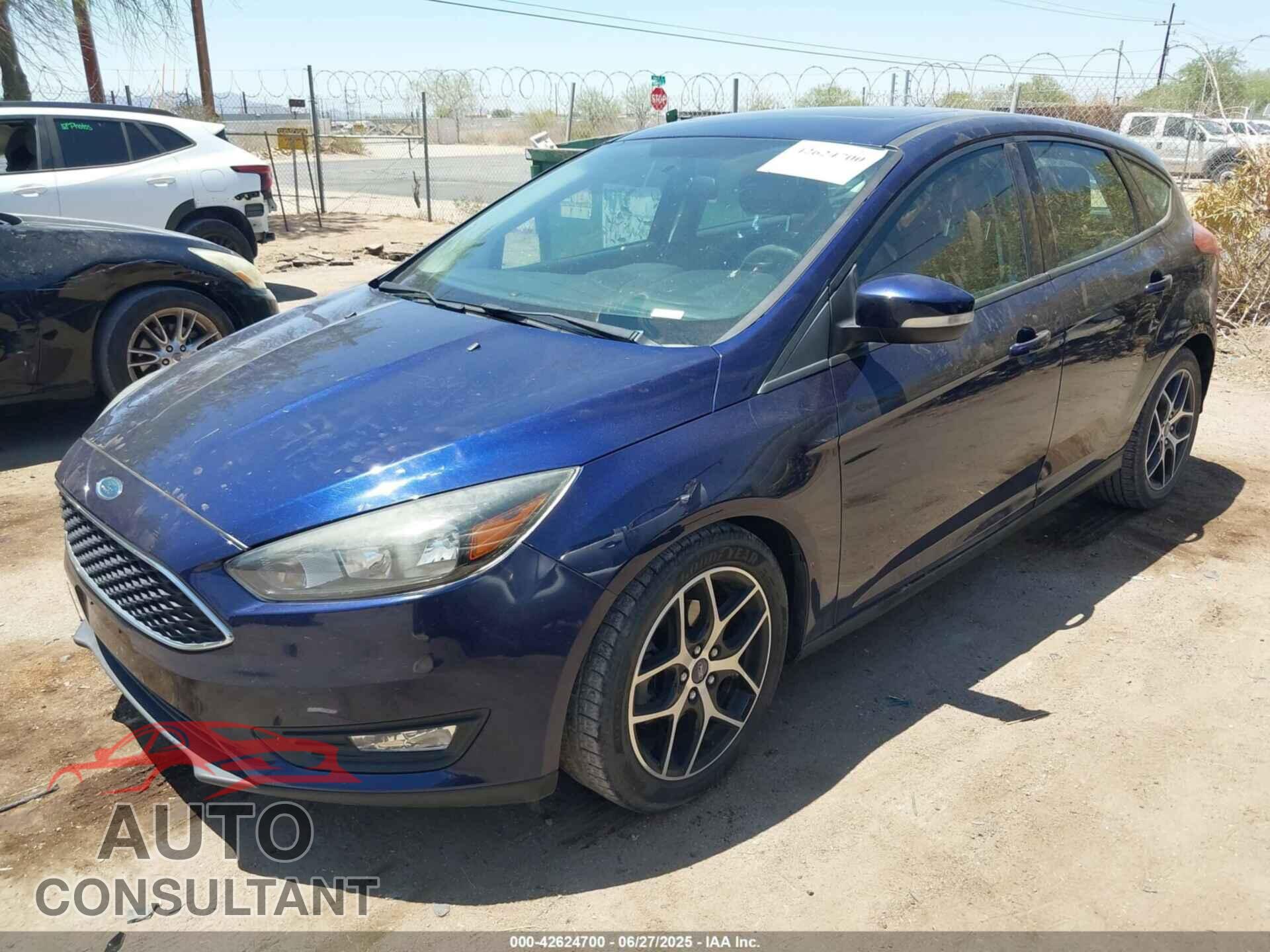 FORD FOCUS 2017 - 1FADP3M22HL263682