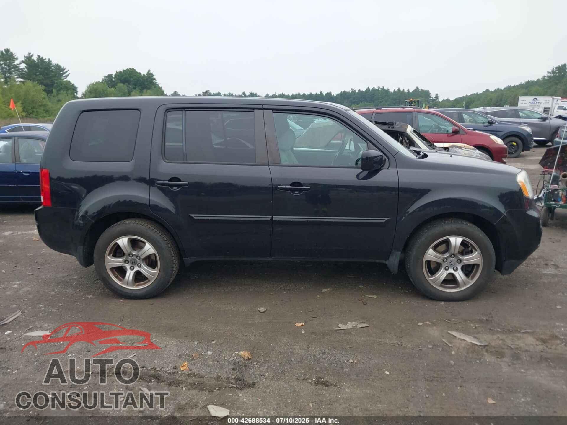 HONDA PILOT 2015 - 5FNYF4H48FB064006