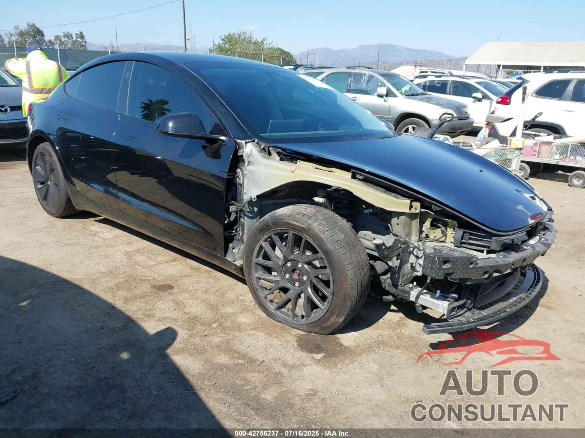 TESLA MODEL 3 2024 - 5YJ3E1EB6RF736731