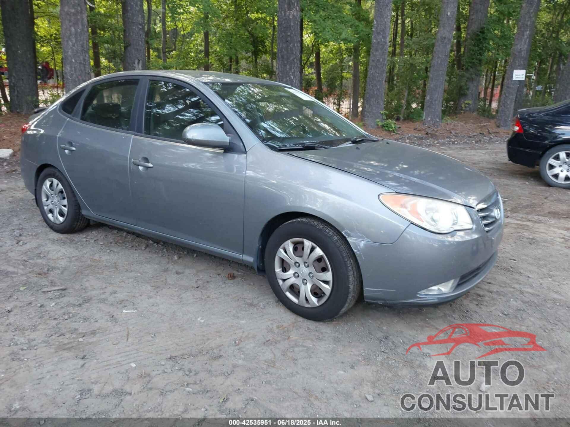 HYUNDAI ELANTRA 2010 - KMHDU4AD8AU917661