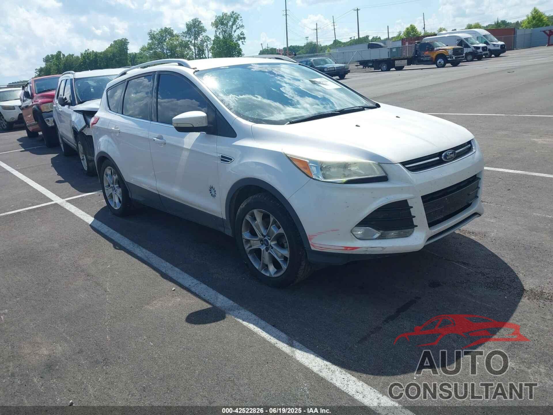 FORD ESCAPE 2014 - 1FMCU0J98EUA86815