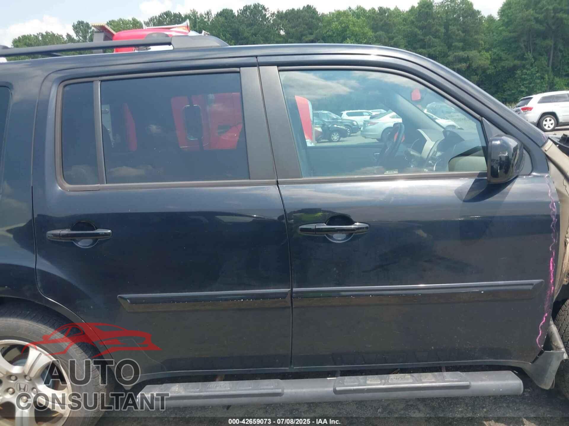 HONDA PILOT 2013 - 5FNYF4H55DB071226