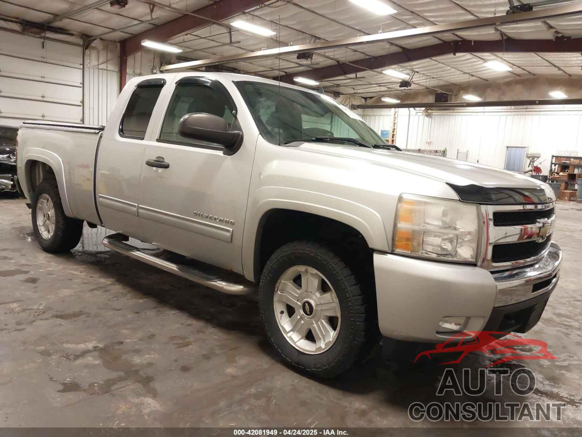 CHEVROLET SILVERADO 1500 2010 - 1GCSKSE38AZ145723