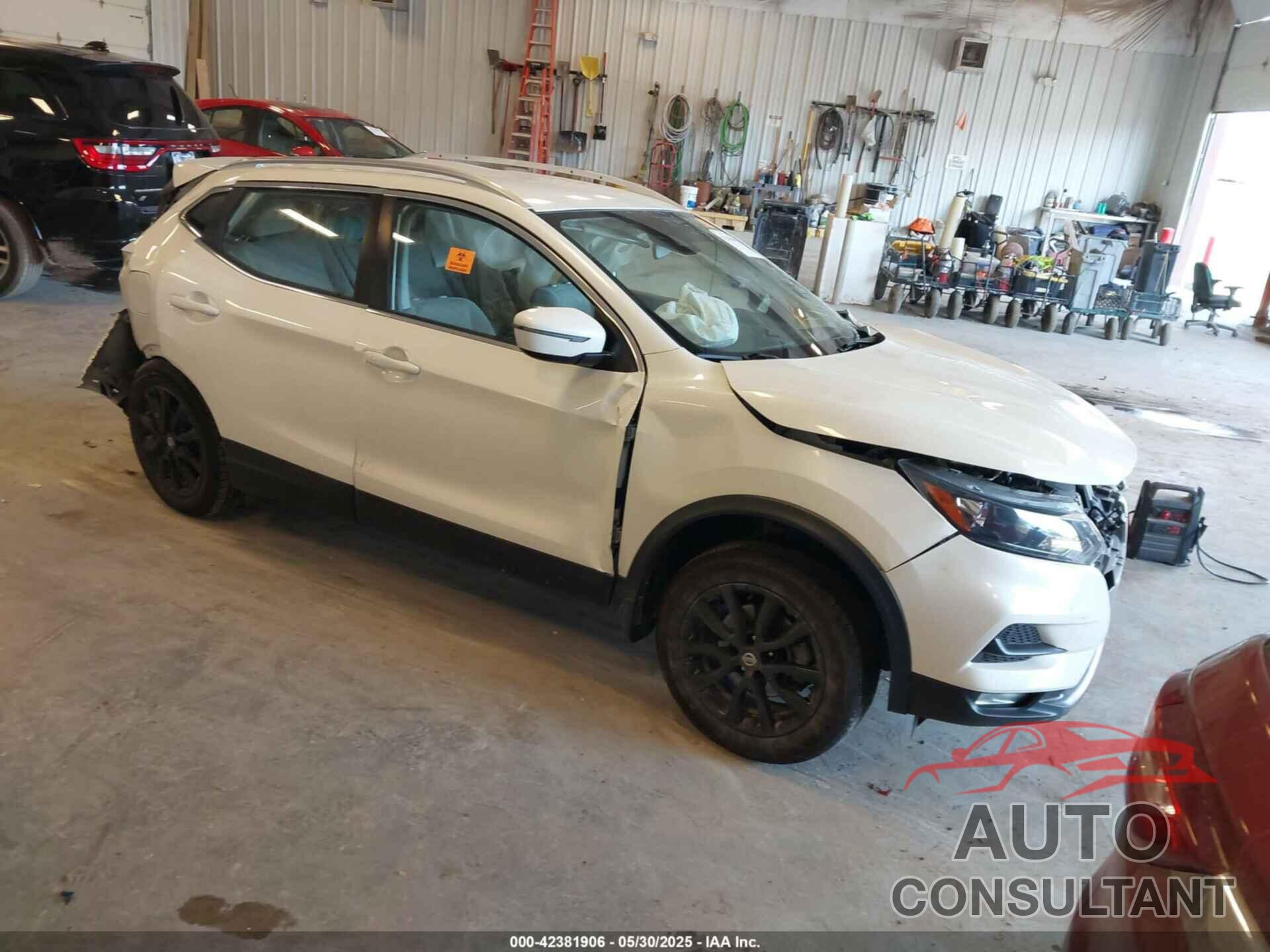 NISSAN ROGUE SPORT 2022 - JN1BJ1BW8NW477442