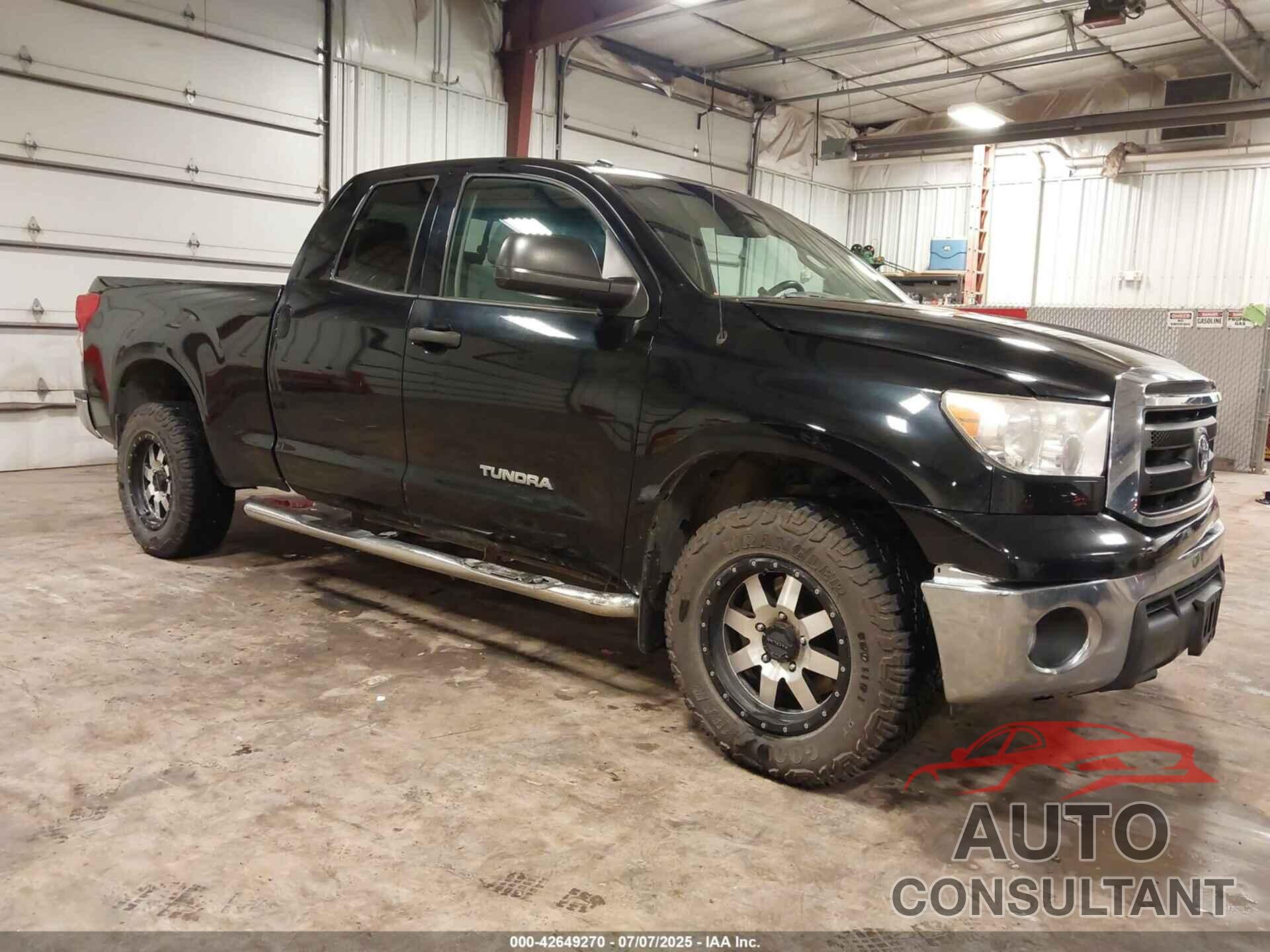 TOYOTA TUNDRA 2013 - 5TFUM5F15DX047993